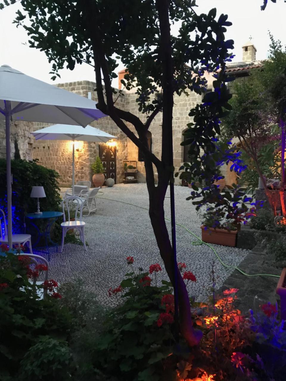Saint Artemios Hotel And Oriental Suites Rhodes City Dış mekan fotoğraf