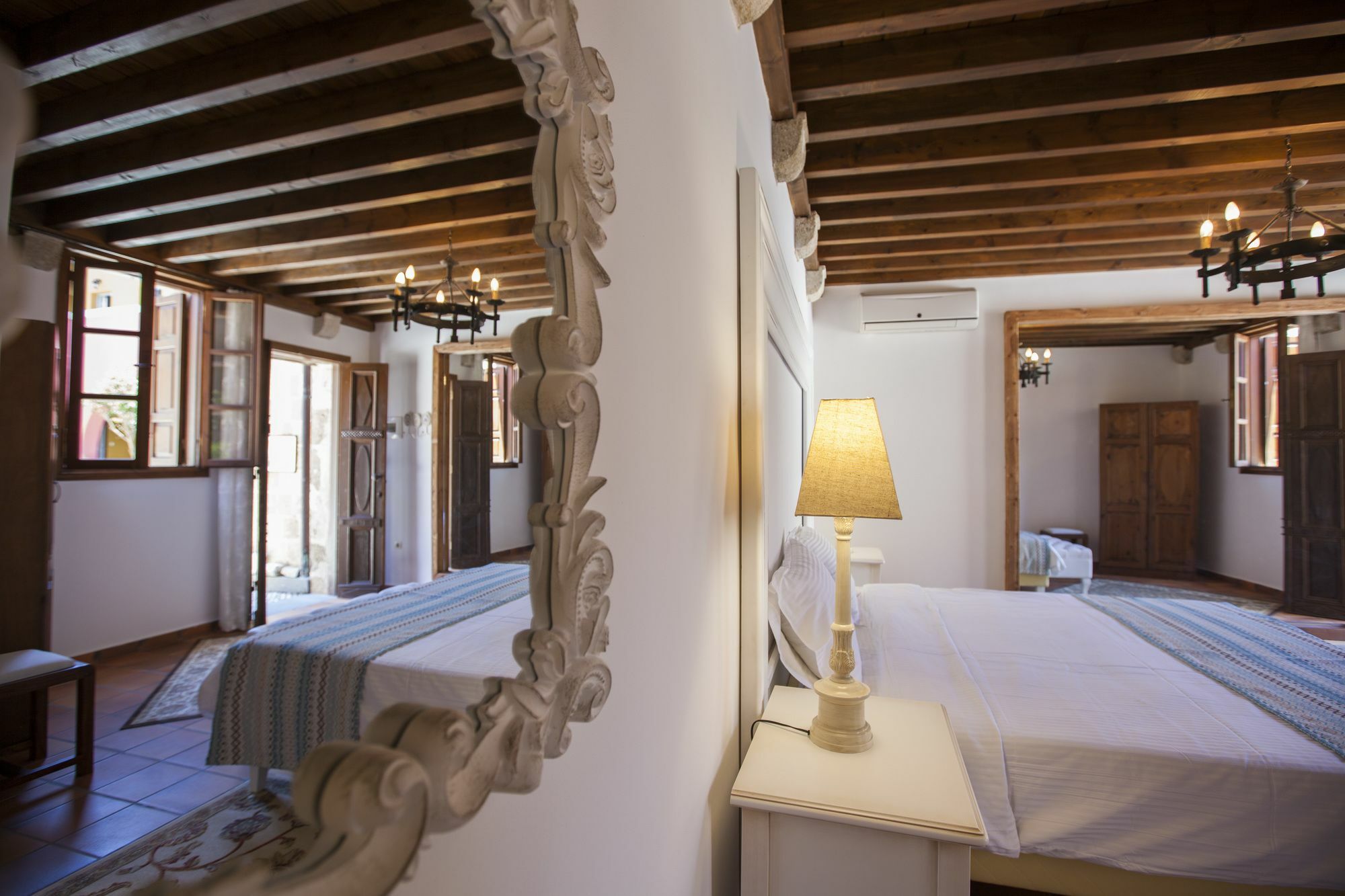 Saint Artemios Hotel And Oriental Suites Rhodes City Dış mekan fotoğraf