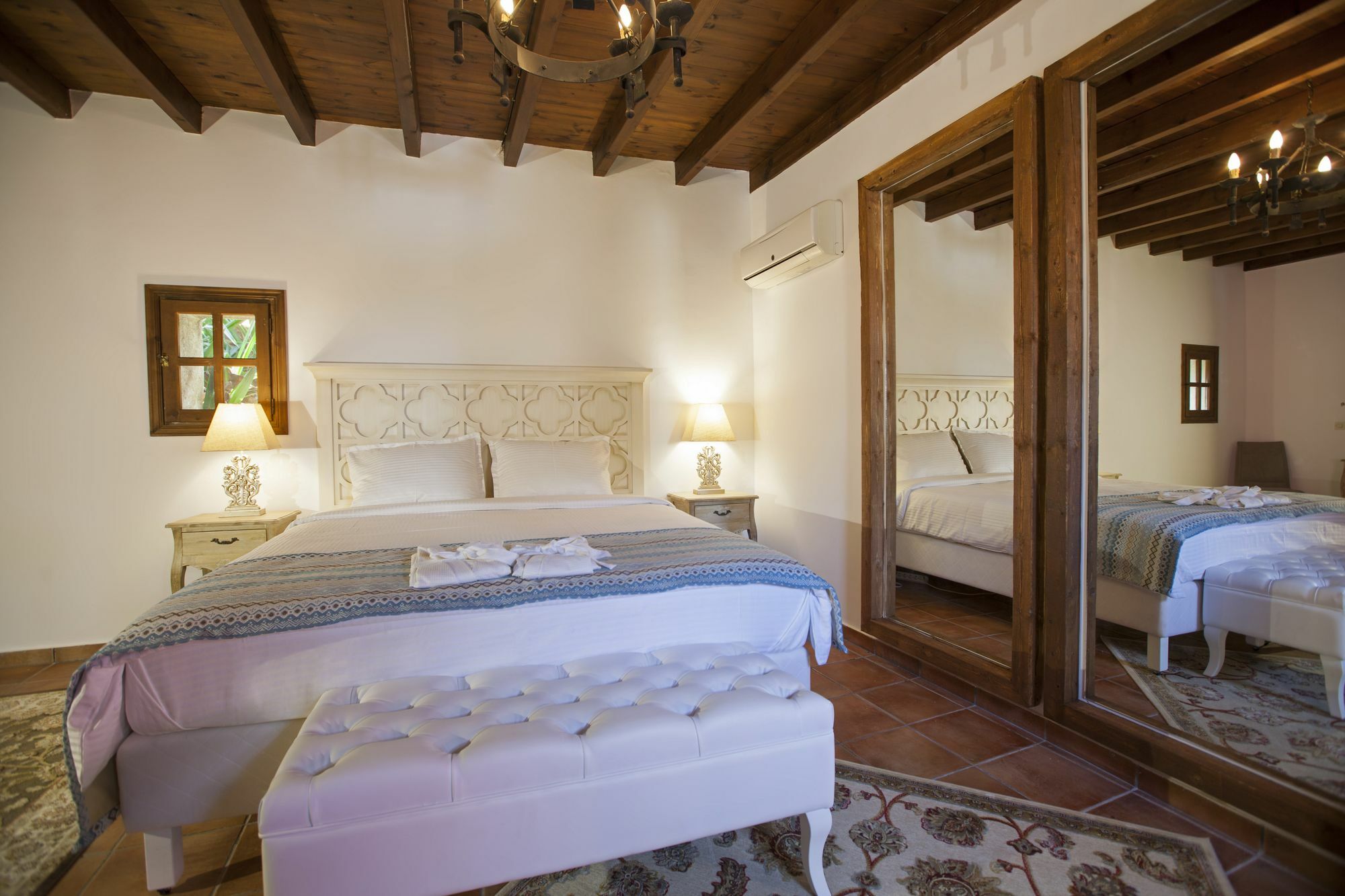 Saint Artemios Hotel And Oriental Suites Rhodes City Dış mekan fotoğraf